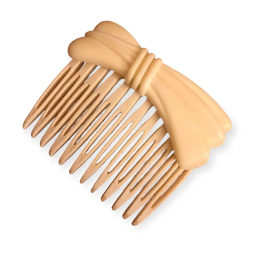 1980’s Dainty Cream Colored French Hair‎ Comb, Minimalist, Deadstock Vintage